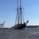 Die Atalanta im Hamburger Hafen